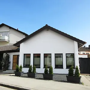  Apartment Strandbadallee